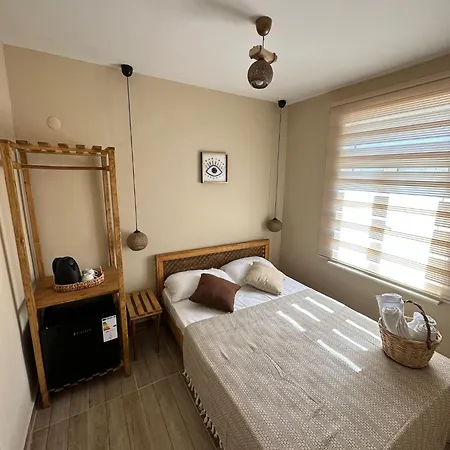 Goekceada Bademi Butik *